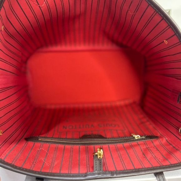 Louis Vuitton Damier Ebene Neverfull MM - Picture 3 of 16